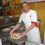 26/03/2015 - Seconda Tappa di Pizzarelle a Go Go - Pizzeria Tot e i Sapori - Acerra (NA) - I Protagonisti: Mauro Autolitano prepara la Margherita