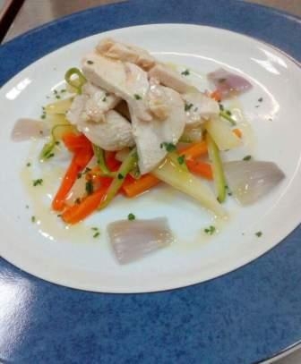 Tagliata di pollo con fantasia di ortaggi alla citronette