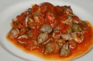 Lumache di mare con pomodoro piccante