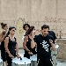 � online da oggi, venerd� 20 ottobre, il Videoclip Diablada del cantascrittore partenopeo Alessio Arena - Alessio Arena, giovane cantascrittore partenopeo che si muove tra musica, parole ed immagini, unite dal comune denominatore di un profondo afflato spirituale e di un'intensa ricerca interiore.

Diablada fonde in s� il nucleo di significato di due riti: la diablada cilena (dichiarata patrimonio immateriale ed orale dall'UNESCO), connotata dalla gioia del canto innalzato al divino per fugare le forze del male, e lo spirito di espiazione e penitenza del rito dei Battenti  di Guardia Sanframondi.

Questi due riti rappresentano due voci del cuore umano che spingono in posizioni esistenziali opposte. 

Dietro una processione ( religiosa o laica che sia) c'� sempre un grande dolore.