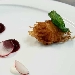 -Fascina di pasta fillo con dolcesardo, gel�e di rapa rossa, emulsione di burrata e ravanelli - -