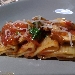 -Mezzo rigatone con salsa ai porcini in rosso - -
