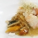 -Scampi scottati nell'olio di caff� e trippa stufata con bisque di scampi, rosmarino e salvia. Pomodori verdi, polvere di capperi, schiuma di bufala, crackers al basilico.  - -Chef Antonio Tecchia