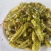 -Stringoli con broccoli, salsiccia e polvere di pomodoro - -