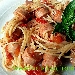 Collana di Spaghetti con Wurstel al pomodoro - -