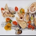 Culurgiones di patate e menta, arselle pescate, calamari arrostiti e bottarga di muggine - -