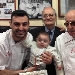 Festaggiamenti per i 90 anni del decano dei pizzaiuoli napoletani Vincenzo Capasso - -
