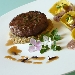 Hamburger insolito (Hamburger di agnello, laccato al miele, quinoa aromatica, tortelli alla curcuma e patate di Rotzo, schiuma al vino rosso)
 - -