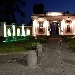 Il tricolore illumina la facciata di ingresso del Parco Archeologico di Ercolano

 - -