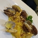 Spaghettoni alle vongole con vellutate di zucca e mandorle tostate. 
Questo � uno dei piatti che ti propone oggi lo chef. 
Vienici a trovare per provare questa e tante altre prelibatezze. - -