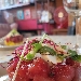 Tartare di Tonno - Tartare di tonno, mango, olio Evo, sale Maldon affumicato, germogli di barbabietola e baccello di pisello nano