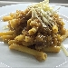 Ziti spezzati con la genovese - -