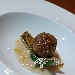 Zuppetta di pane toscano e carciofi con polpetta di salsiccia e formaggio di capra - -