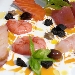Caprese di pesce e di crostacei - -