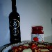 Pizza di tritato alla marinara con Pomodori San Marzano dell'Agro sarnese-nocerino DOP Casa Barone con vino abbinato Terre di Ginestra 651 Nero d'Avola/Syrah 2009 dell'Azienda Calatrasi di Palermo - foto di Luigi Farina