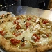 26/03 - Pizzeria Fratelli Vuolo di Casalnuovo - A bocca di forno - Pizza con stocco in cassuola, pomodorini del piennolo e provola di bufala