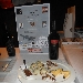 17/07 - CeD - Portici (NA) - Due giovani Chef e un Grande Maestro Amici del Cuochino all'ombra de Vesuvio - Tagliata di formaggi, confetture e panforti 
Selezione Formaggi - Degust - Bolzano: 
� CaRuBl� erborinato (Una creazione esclusiva Degust, erborinato a latte crudo affinato con fave di cacao e rum. Formaggio da meditazione con ca. 45 giorni di stagionatura) 
� Felle d'alpeggio semistagionato di montagna (Formaggio vaccino a latte crudo affinato con vino e vinacce lagrein della malga Felle nel comune di Schr�cken (A) a ca. 1600 m.s.l.m., una malga cooperativa con 45 mucche. Stagionatura da 12 a 24 mesi nel Bunker) 
� Fiorile affinato ai fiori (Rotolo di formaggio di latte caprino affinato con malva, calendula, fiordaliso, melissa citronella e menta di montagna. Il formaggio � completamente ricoperto da una coreografia di fiori) 
Confetture - Schianchi - Monzano (UD) 
Panforti - Marabissi - Chianciano (SI) 
Vino: Carpino - Lacryma Christi del Vesuvio DOC Rosso - Vigna Pironti - San Giuseppe Vesuviano (NA)  - Fotografia di Luigi Farina �2014