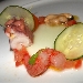 01/08/2014 - President di Pompei (NA) - A cena dall'Amico... - Antipasto: Il Cerchio perfetto (insalata di mare dal crudo al cotto, tartare di pomodori di Sorrento allo zenzero e centrifuga di cetriolo) - fotografia di Luigi Farina �2014