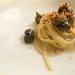 01/08/2014 - President di Pompei (NA) - A cena dall'Amico... - Primo: Maruzzella maruzz� (Spaghetti aglio e olio con sat� di scuncilli di mare, salsa di prezzemolo e tarallo napoletano) - fotografia di Luigi Farina �2014