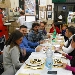 06/02/2015 - Prima Tappa Pizzarelle a Go Go - Pizzeria Carmnella - Napoli - concorrenti intenti a gustare la prima Pizzarella