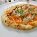 06/02/2015 - Prima Tappa Pizzarelle a Go Go - Pizzeria Carmnella - Napoli - Seconda Pizzarella preparata da Fabio Ometo: crema di zucca napoletana al peperoncino con crudo di gamberi allo sfusato di Amalfi (conditi con le scorze di agrumi di Amalfi) - -
