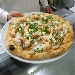 06/02/2015 - Prima Tappa Pizzarelle a Go Go - Pizzeria Carmnella - Napoli - Quarta Pizzarella preparata da Fabio Ometo: crema di cavolfiore con uvetta passa, pinoli e scaglie di olive nere, gamberi scottati al forno e una bisque di gamberi - -