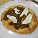 06/02/2015 - Prima Tappa Pizzarelle a Go Go - Pizzeria Carmnella - Napoli - Sesta Pizzarella preparata da Fabio Ometo: genovese tipica napoletana preparata a base di annecchia (vitello giovane con meno di un anno), cipolla ramata di montoro, sedano e carota - -