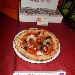 26/03 - Pizzeria Tot� e i sapori - Acerra (NA) - Seconda tappa di Pizzarelle a Go Go - Terza Pizzarella con mussillo di baccal�, olive di Gaeta, capperi di Pantelleria, pomodorini datterini freschi, origano di montagna calabrese, olio EVO DOP del cilento preparata da Mauro Autolitano - -