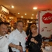 18/05 - Terza Tappa Pizzarelle a Go Go c/o Pizzeria di Gaetano Genovesi - Angela Viola consegna il premio al vincitore di Tappa: Giuseppe Liguori - -