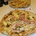 Settima Tappa di Pizzarelle a Go Go - Pizzeria Bella Napoli - Acerra (NA) - Terza Pizzarella: Cacio, noci e pancetta (provola affumicata caudina, pancetta di maiale paesano, pecorino romano, noci di Sorrento Agriselva), preparata da Vincenzo Di Fiore - -
