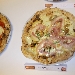Settima Tappa di Pizzarelle a Go Go - Pizzeria Bella Napoli - Acerra (NA) - Terza Pizzarella: Cacio, noci e pancetta (provola affumicata caudina, pancetta di maiale paesano, pecorino romano, noci di Sorrento Agriselva), preparata da Vincenzo Di Fiore - -