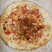 08/10 - 8� Tappa di Pizzarelle a Go Go - Pizzeria Tutino - Napoli - Terza Pizzarella: Pizzarella con baccal�, pomodorino ciliegino e julienne di porro, preparata da Vincenzo Galizia - -