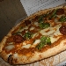 08/10 - 8� Tappa di Pizzarelle a Go Go - Pizzeria Tutino - Napoli - Pizzarella con rag� alla genovese, polpettine di chianina, affumicato e basilico, preparata da Vincenzo Galizia - -