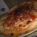08/10 - 8� Tappa di Pizzarelle a Go Go - Pizzeria Tutino - Napoli - Pizzarella con baccal�, pomodorino ciliegino e julienne di porro, preparata da Vincenzo Galizia - -