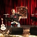 Pacifico con Neri Marcor� - -