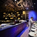 Sala del Gusto - Battipaglia (SA) - Effetti particolari sono stati riservati al bancone e allo spazio-lavoro-cucina, grazie all'impiego del colore dinamico RGB  e ottiche differenziate.