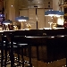 Ristorante Langosteria Caf� - Milano - L'illuminazione del bancone del bar non incide solo sull'atmosfera ad esempio i giochi di luce possono pesare sul comportamento della clientela. Non sottovalutiamone l'importanza