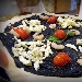 Pizza nera per caso - -