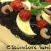 Pizza nera per caso - -