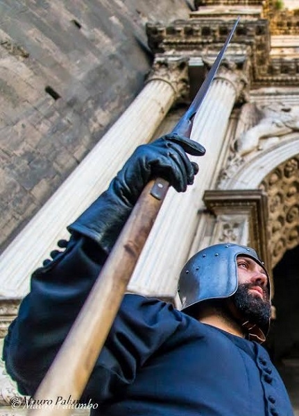 Aspettando il 2019 al Maschio Angioino si torna nel Medioevo con immagine in primo piano